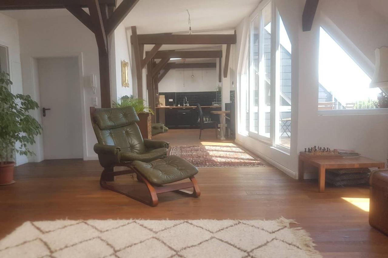 Helle Dachgeschosswohnung Fuer 8 Personen In Zentraler Lage Apartamento *